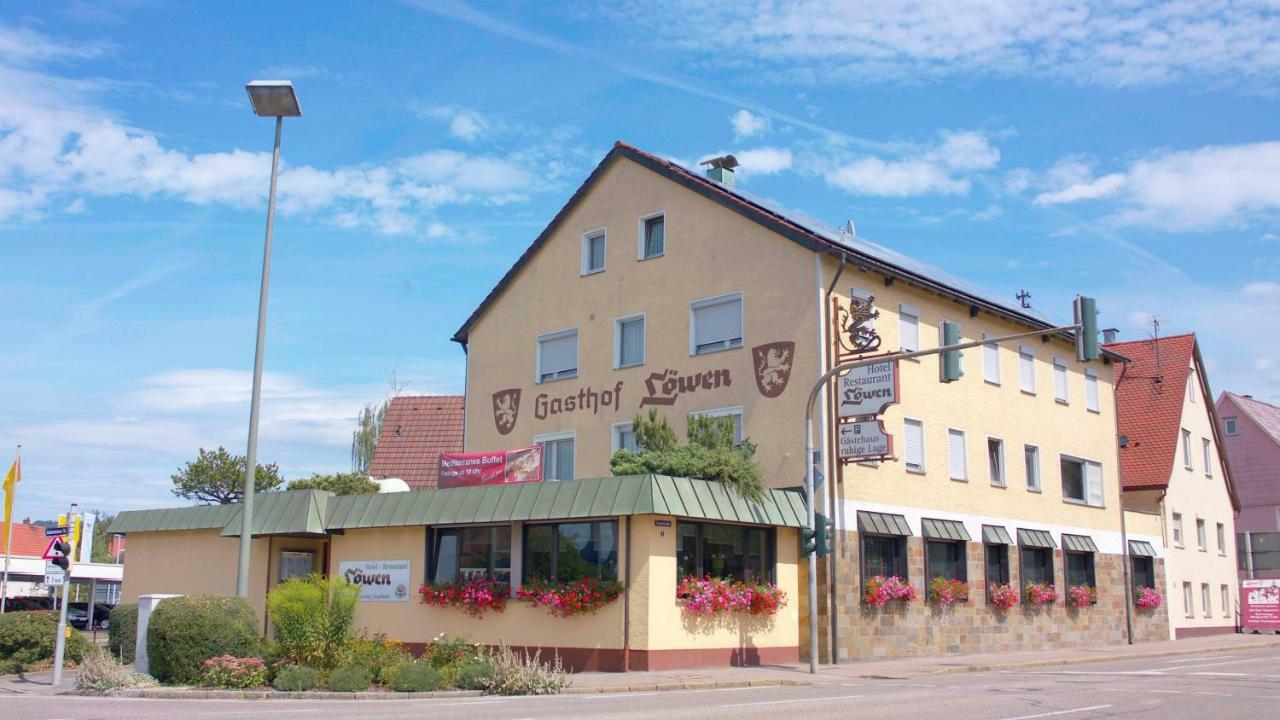 Hotel-Restaurant Und Gaestehaus Loewen Suessen ภายนอก รูปภาพ
